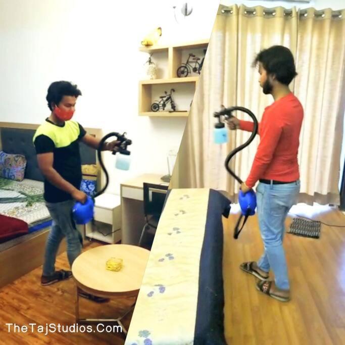 Top Luxury & Couple Friendly Stay Gp By Taj Suites & Studios #New Year Party & Stay โนอิดา ภายนอก รูปภาพ
